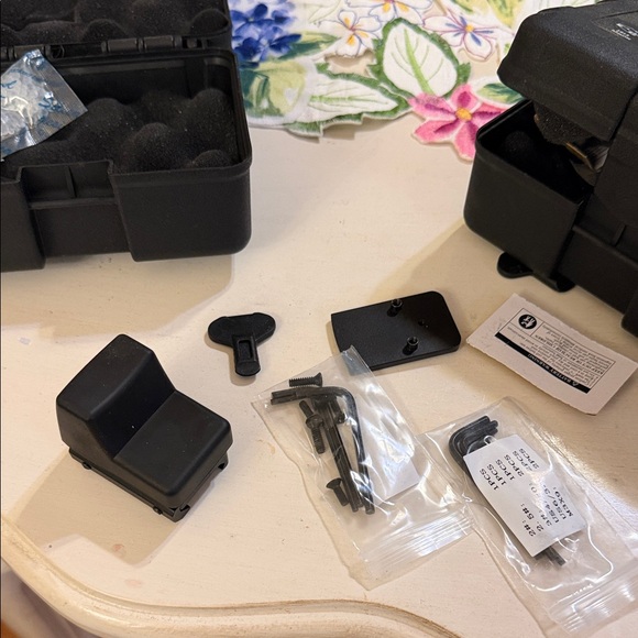 Adjustable LED RMR Black Camera Accessory - Picture 5 of 5